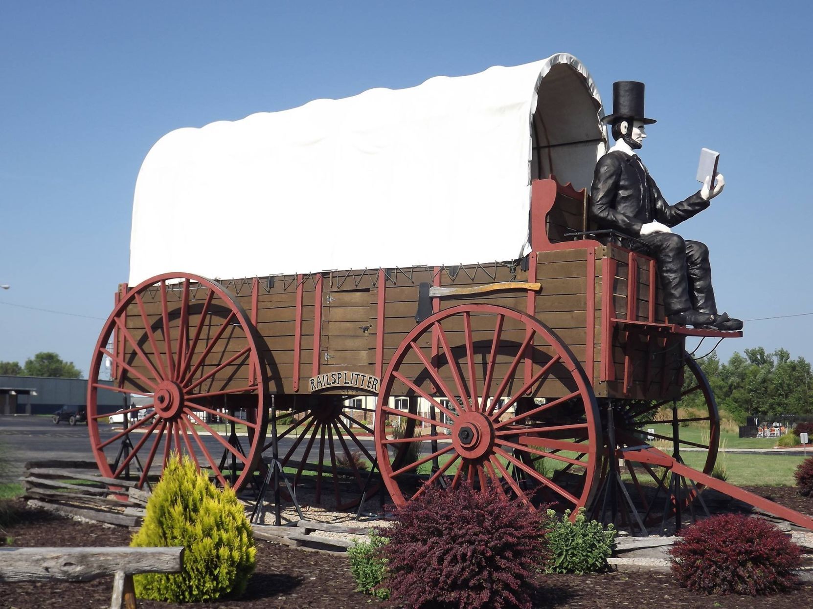 Railsplitter covered wagon